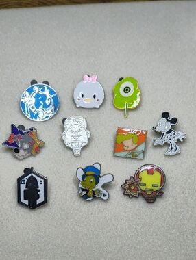 Disney Character Enamel Trading Pins Lot Of 10 Assorted